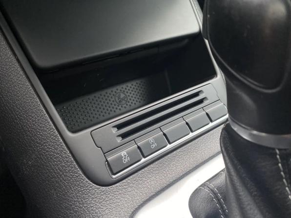 Volkswagen Tiguan I Рестайлинг с пробегом 2015 года, цена 1 329 000 рублей, 137621 км, внедорожник, Автокод Объявления