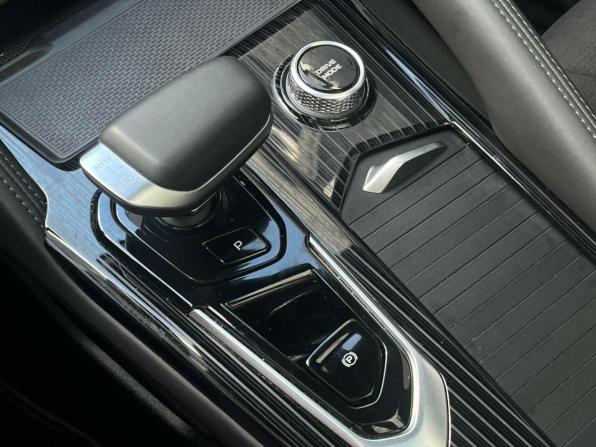 Geely Monjaro I с пробегом 2024 года, цена 3 349 000 рублей, 31616 км, внедорожник, Автокод Объявления
