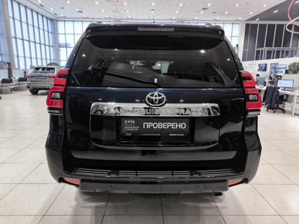 Toyota Land Cruiser Prado 150 Series Рестайлинг 2 с пробегом 2018 года, цена 8 450 000 рублей, 4526 км, внедорожник, Автокод Объявления