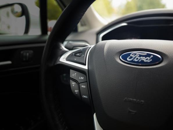 Ford Mondeo V с пробегом 2016 года, цена 1 850 777 рублей, 75000 км, седан, Автокод Объявления