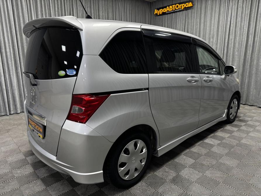 Honda Freed I Стерлитамак  - изображение 14