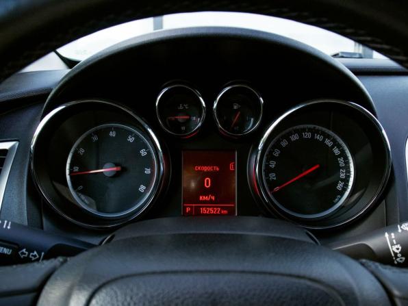 Opel Astra J с пробегом 2011 года, цена 715 000 рублей, 152519 км, хэтчбек, Автокод Объявления