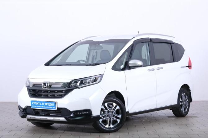 Honda Freed II Рестайлинг с пробегом 2021 года, цена 2 099 000 рублей, 800 км, компактвэн, Автокод Объявления