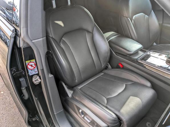 Audi Q8 I (4M) с пробегом 2018 года, цена 4 895 000 рублей, 132010 км, внедорожник, Автокод Объявления