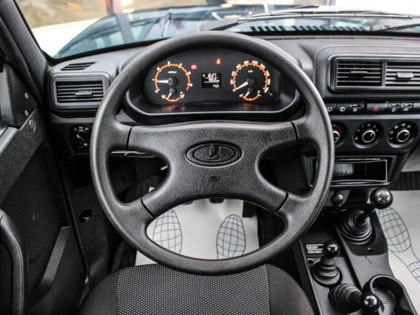 Lada (ВАЗ) Niva Legend I с пробегом 2024 года, цена 953 000 рублей, 7652 км, внедорожник, Автокод Объявления