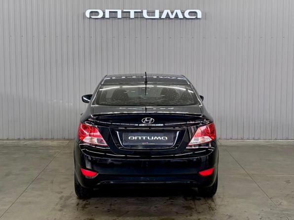 Hyundai Solaris I с пробегом 2013 года, цена 897 000 рублей, 227961 км, седан, Автокод Объявления