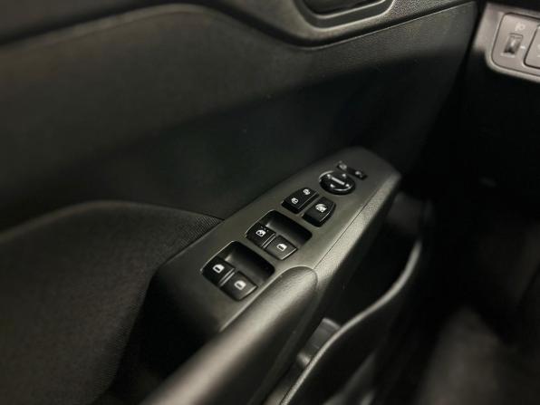 Hyundai Solaris I Рестайлинг с пробегом 2017 года, цена 1 290 000 рублей, 140489 км, седан, Автокод Объявления
