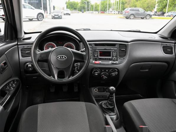 Kia Rio II Рестайлинг с пробегом 2011 года, цена 659 000 рублей, 172189 км, седан, Автокод Объявления