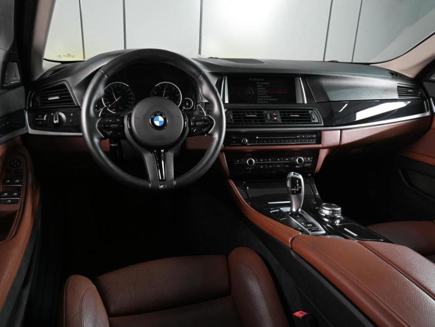 BMW 5 серии VI (F10/F11/F07) Рестайлинг Ростов-на-Дону  - изображение 6