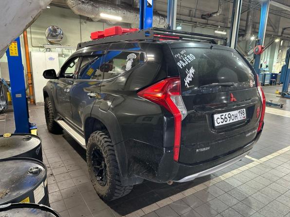 Mitsubishi Pajero Sport III с пробегом 2016 года, цена 2 579 000 рублей, 215605 км, внедорожник, Автокод Объявления