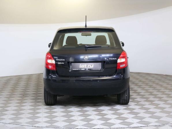 Skoda Fabia II Рестайлинг с пробегом 2013 года, цена 650 000 рублей, 135159 км, хэтчбек, Автокод Объявления