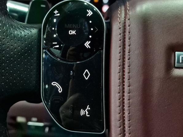Land Rover Range Rover Evoque II с пробегом 2019 года, цена 3 300 000 рублей, 71642 км, внедорожник, Автокод Объявления