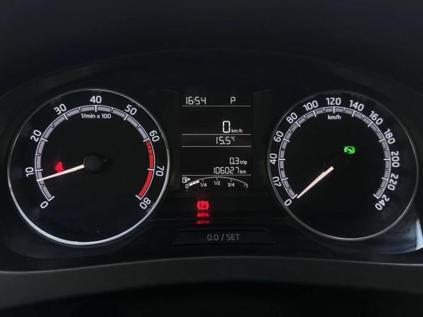 Skoda Rapid I Рестайлинг с пробегом 2019 года, цена 1 289 000 рублей, 105800 км, лифтбек, Автокод Объявления