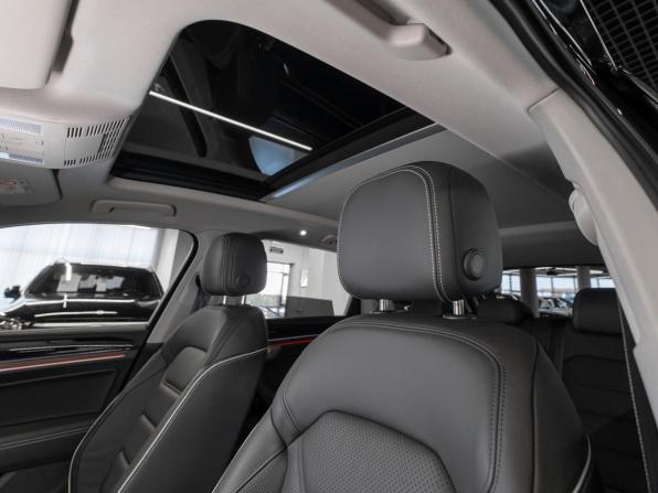 Volkswagen Touareg III Рестайлинг с пробегом 2025 года, цена 10 700 000 рублей, 1137 км, внедорожник, Автокод Объявления