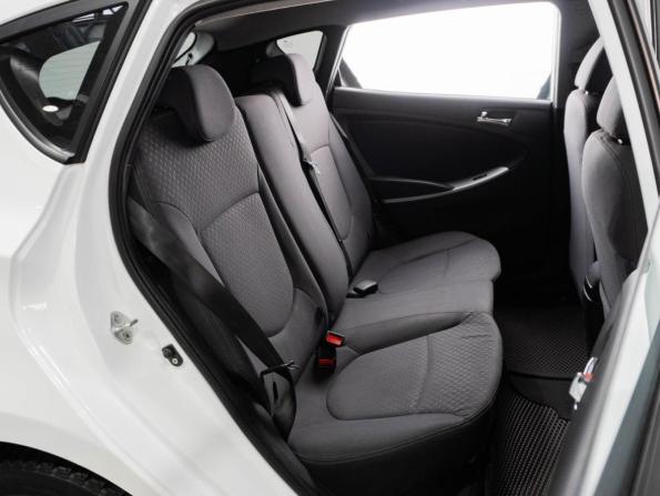 Hyundai Solaris I с пробегом 2013 года, цена 910 000 рублей, 151266 км, хэтчбек, Автокод Объявления