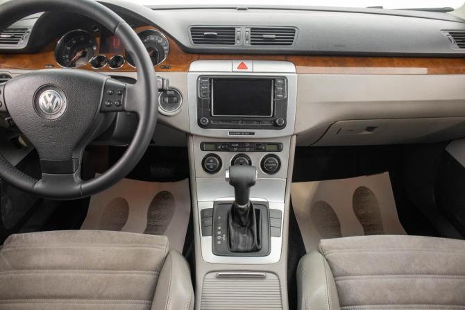 Volkswagen Passat B6 с пробегом 2007 года, цена 739 000 рублей, 221000 км, седан, Автокод Объявления
