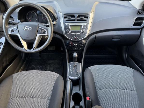 Hyundai Solaris I с пробегом 2014 года, цена 991 000 рублей, 143329 км, седан, Автокод Объявления