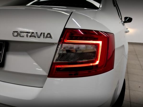 Skoda Octavia III (A7) Рестайлинг с пробегом 2020 года, цена 1 870 000 рублей, 79497 км, лифтбек, Автокод Объявления