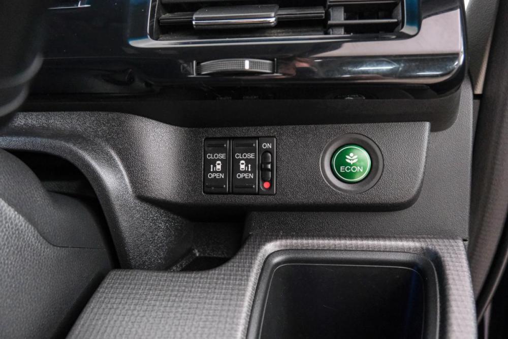 Honda Stepwgn V Рестайлинг Красноярск  - изображение 16