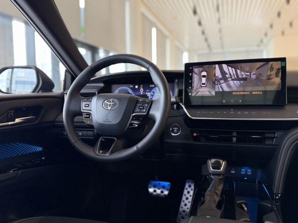 Toyota Camry IX (XV80) China Market с пробегом 2026 года, цена 4 160 000 рублей, 15 км, седан, Автокод Объявления