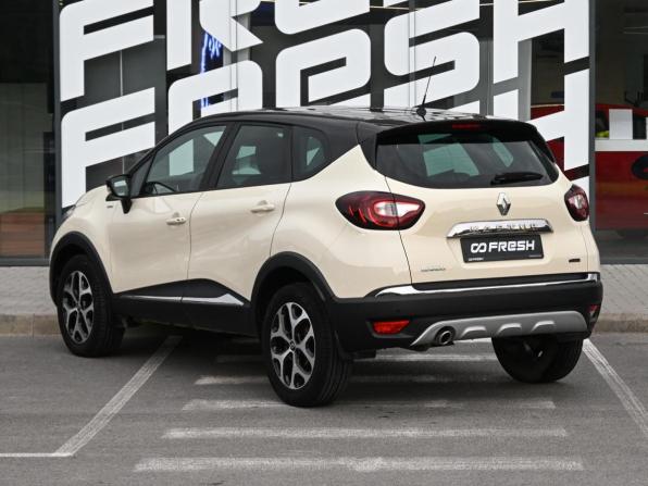 Renault Kaptur I с пробегом 2018 года, цена 1 777 000 рублей, 75307 км, внедорожник, Автокод Объявления