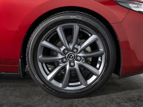Mazda 3 IV (BP) с пробегом 2019 года, цена 1 500 000 рублей, 71070 км, хэтчбек, Автокод Объявления