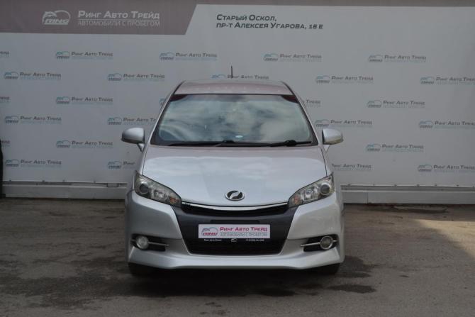 Toyota Wish II Рестайлинг с пробегом 2014 года, цена 1 190 000 рублей, 192100 км, минивэн, Автокод Объявления