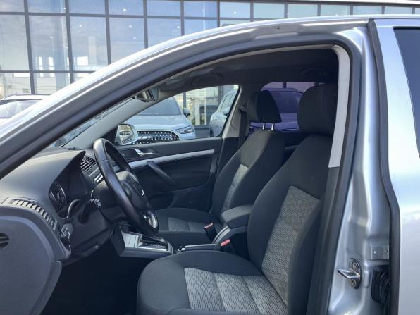 Skoda Octavia II (A5) Рестайлинг с пробегом 2013 года, цена 799 000 рублей, 217249 км, лифтбек, Автокод Объявления