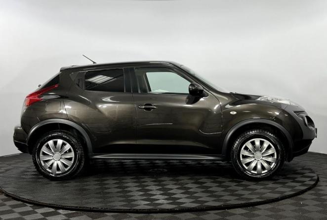 Nissan Juke I с пробегом 2012 года, цена 1 045 000 рублей, 83762 км, внедорожник, Автокод Объявления
