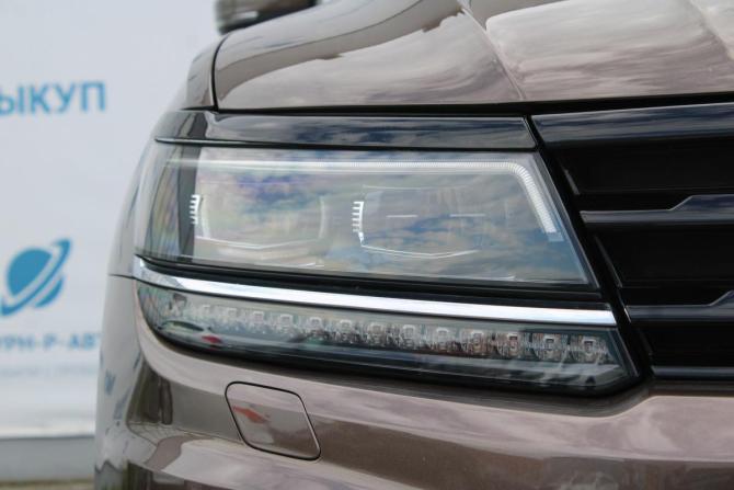 Volkswagen Tiguan II с пробегом 2018 года, цена 2 810 000 рублей, 48000 км, внедорожник, Автокод Объявления