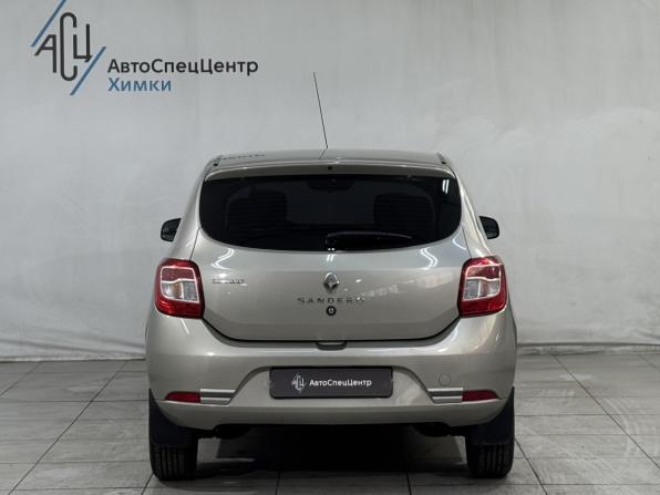 Renault Sandero II с пробегом 2014 года, цена 759 800 рублей, 128000 км, хэтчбек, Автокод Объявления