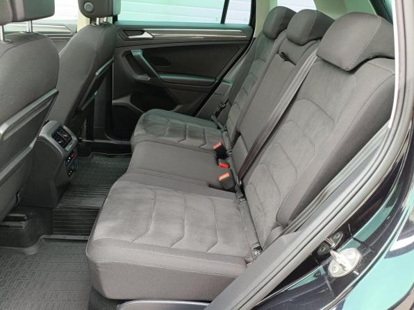 Volkswagen Tiguan II с пробегом 2019 года, цена 2 499 000 рублей, 134329 км, внедорожник, Автокод Объявления