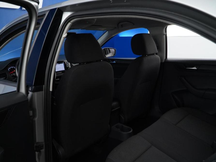 Volkswagen Polo VI Москва  - изображение 11