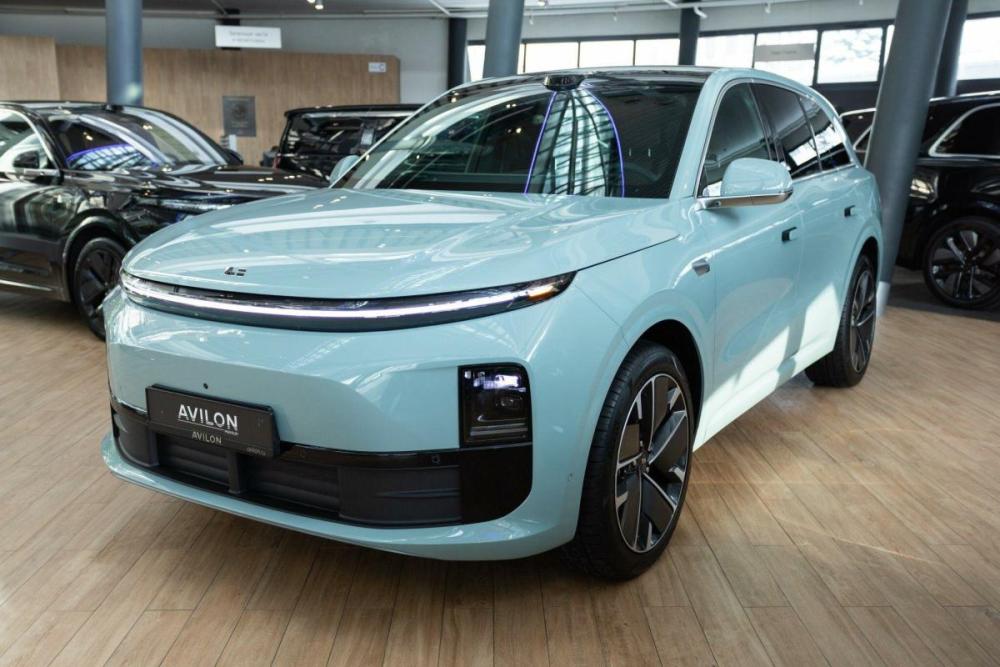 Li Auto (Lixiang) L6 Москва  - изображение 1