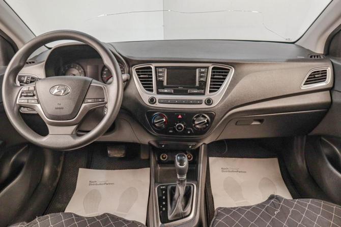 Hyundai Solaris II Рестайлинг с пробегом 2022 года, цена 1 829 000 рублей, 25000 км, седан, Автокод Объявления