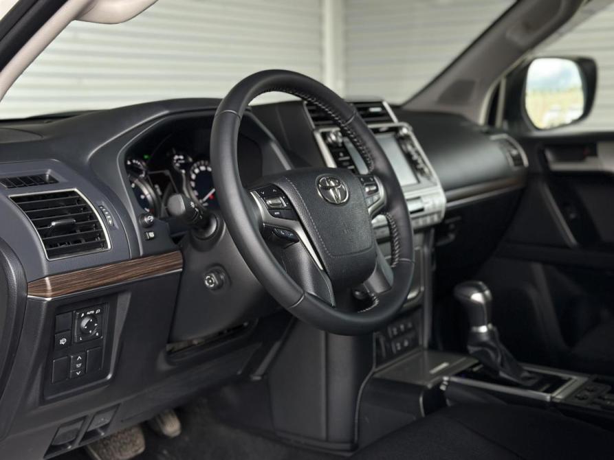 Toyota Land Cruiser Prado 150 Series Рестайлинг 3 Кемерово  - изображение 9