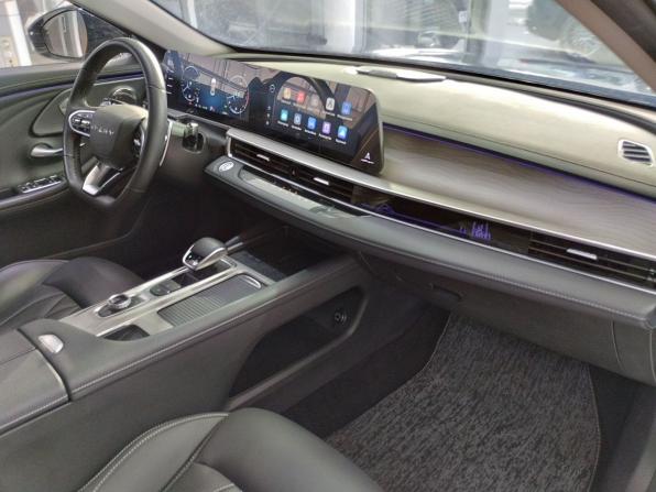 Chery Arrizo 8 с пробегом 2024 года, цена 2 020 000 рублей, 43230 км, седан, Автокод Объявления