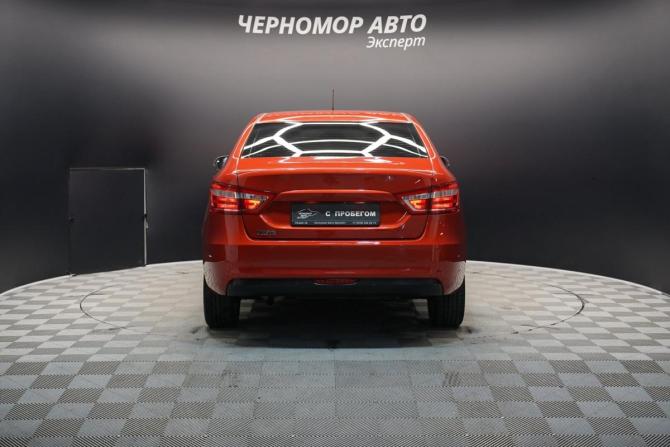 Lada (ВАЗ) Vesta I с пробегом 2017 года, цена 869 000 рублей, 137500 км, седан, Автокод Объявления