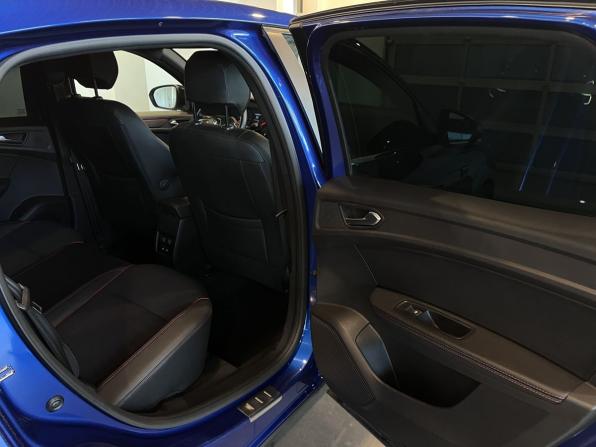 Renault Arkana I с пробегом 2021 года, цена 1 790 000 рублей, 59786 км, внедорожник, Автокод Объявления