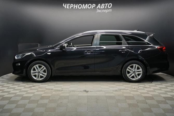 Kia Ceed III с пробегом 2021 года, цена 1 999 000 рублей, 73260 км, универсал, Автокод Объявления