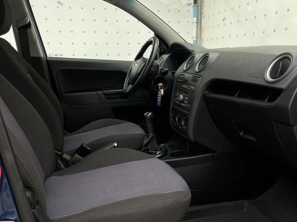 Ford Fusion I Рестайлинг с пробегом 2007 года, цена 470 000 рублей, 131801 км, хэтчбек, Автокод Объявления
