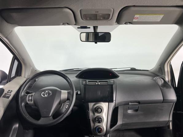 Toyota Yaris II с пробегом 2008 года, цена 385 000 рублей, 156000 км, хэтчбек, Автокод Объявления