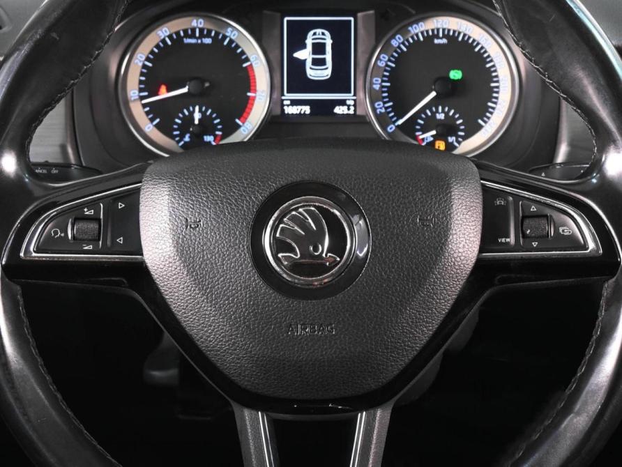 Skoda Rapid I Рестайлинг Ростов-на-Дону  - изображение 12