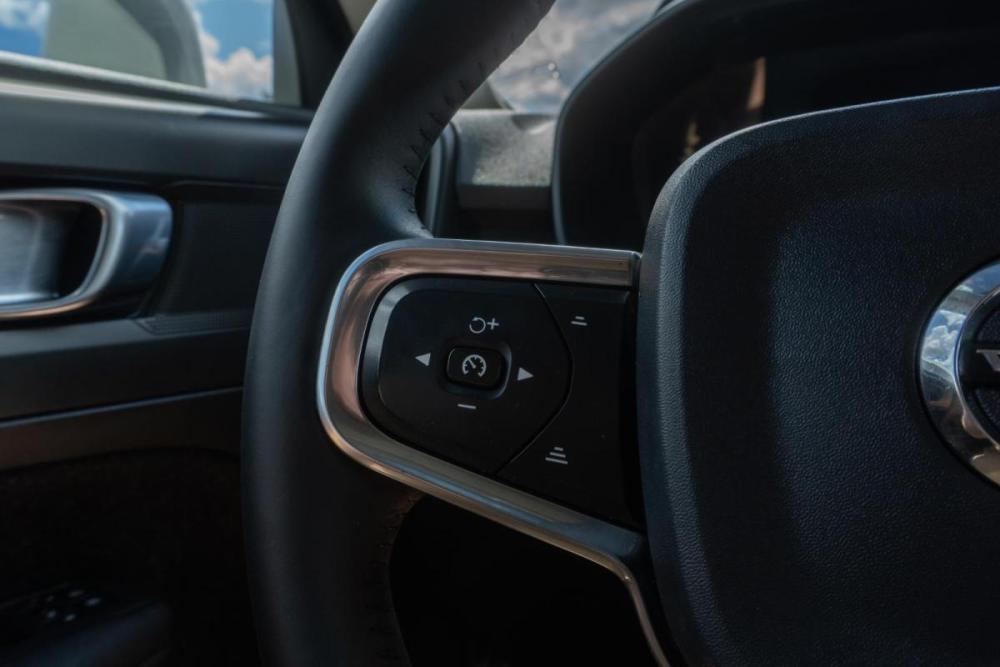Volvo XC40 I Волгоград  - изображение 16