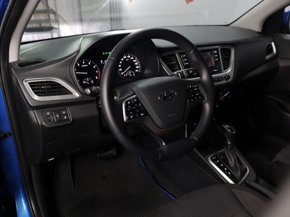 Hyundai Solaris II с пробегом 2019 года, цена 1 350 000 рублей, 106665 км, седан, Автокод Объявления