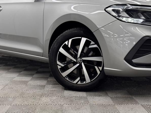 Volkswagen Polo VI с пробегом 2022 года, цена 1 699 000 рублей, 96440 км, лифтбек, Автокод Объявления
