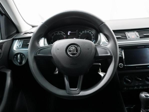 Skoda Rapid I Рестайлинг с пробегом 2018 года, цена 1 181 000 рублей, 103694 км, лифтбек, Автокод Объявления