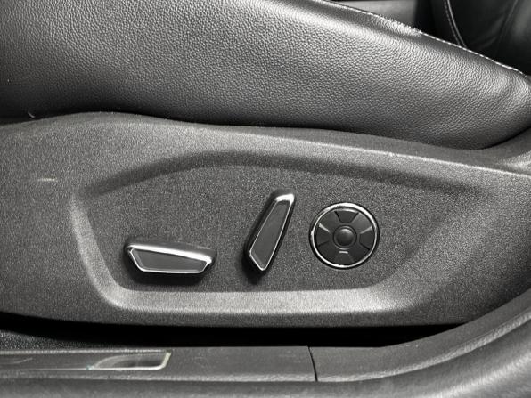 Ford Mondeo V с пробегом 2019 года, цена 1 575 900 рублей, 248791 км, седан, Автокод Объявления