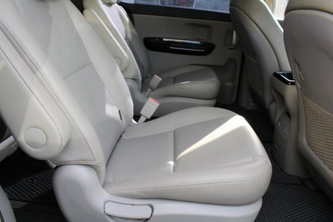 Kia Carnival III с пробегом 2018 года, цена 2 431 000 рублей, 208127 км, минивэн, Автокод Объявления