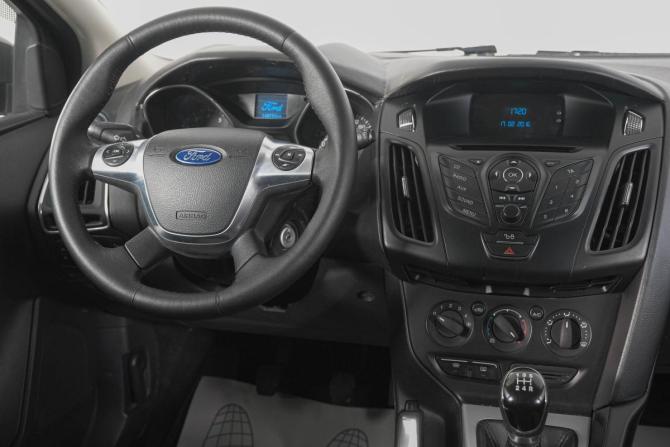 Ford Focus III с пробегом 2013 года, цена 739 000 рублей, 140000 км, универсал, Автокод Объявления